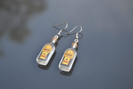 gin alcohol dangles